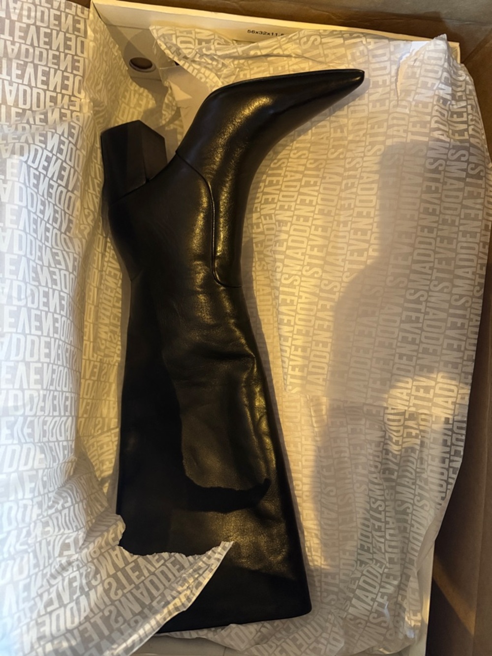 Steve Madden Black Pointed Toe Knee-High Block Heel Boots skyline leather